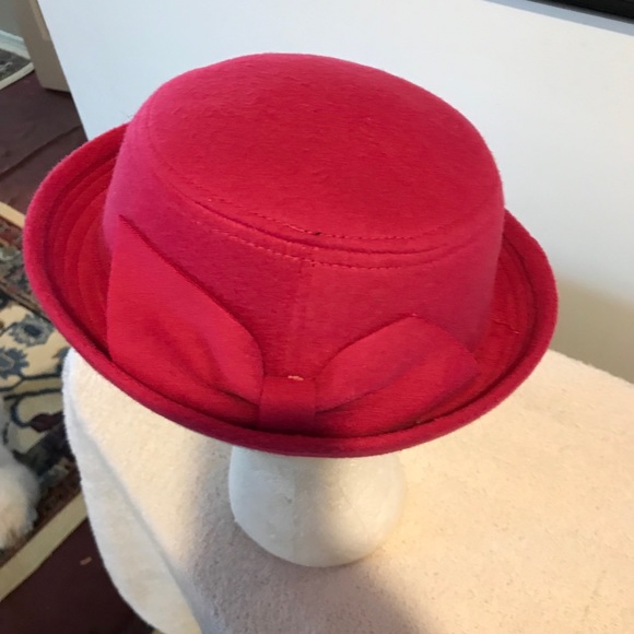 Wool pink hat for little girl - Picture 3 of 3